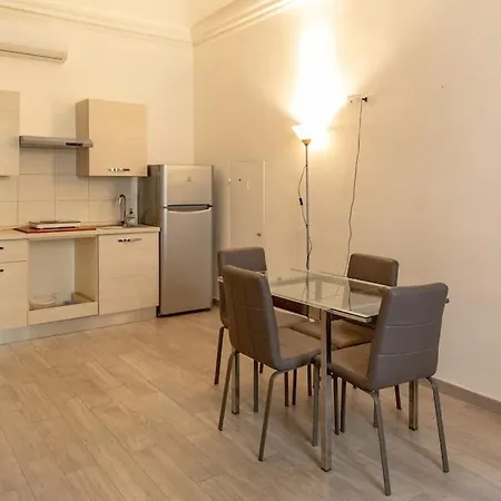 Beautiful Apartment In Quite Area Florenz Exterior foto