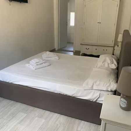 Beautiful Apartment In Quite Area Florenz Exterior foto